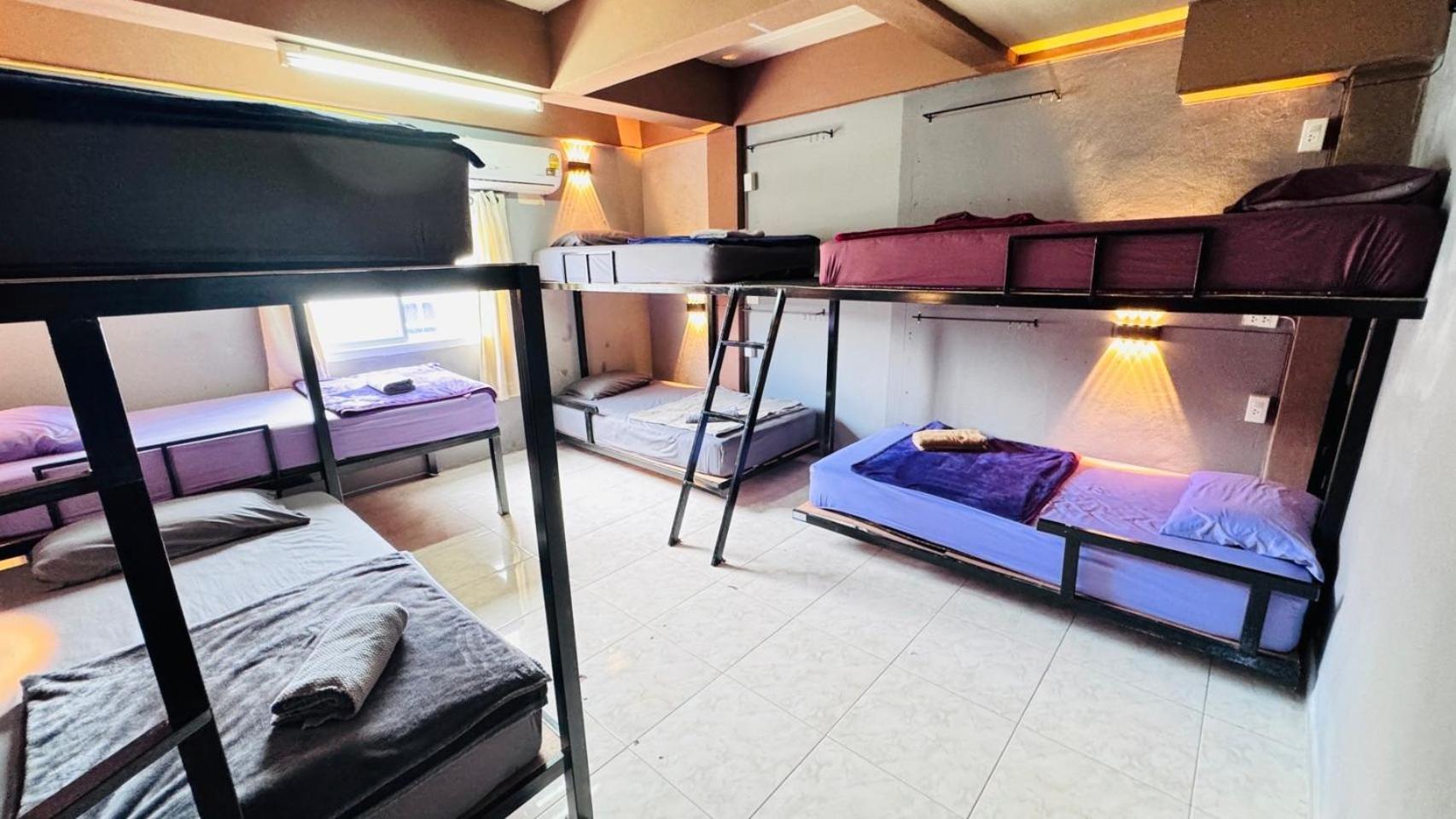 Stay At Moon Hostel Хаад Рин Экстерьер фото
